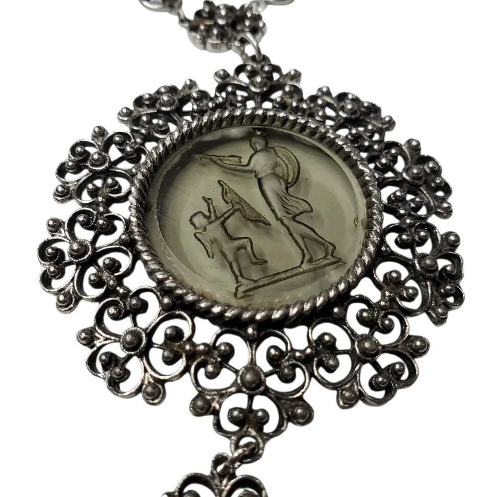 GOLDETTE Vintage Silver Intaglio Glass Cameo Cupid Venus Tassel Necklace